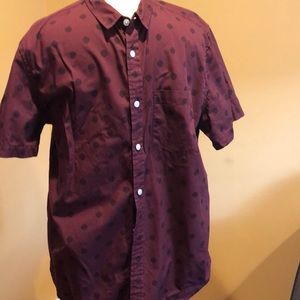 XL button down maroon shirt Forever 21